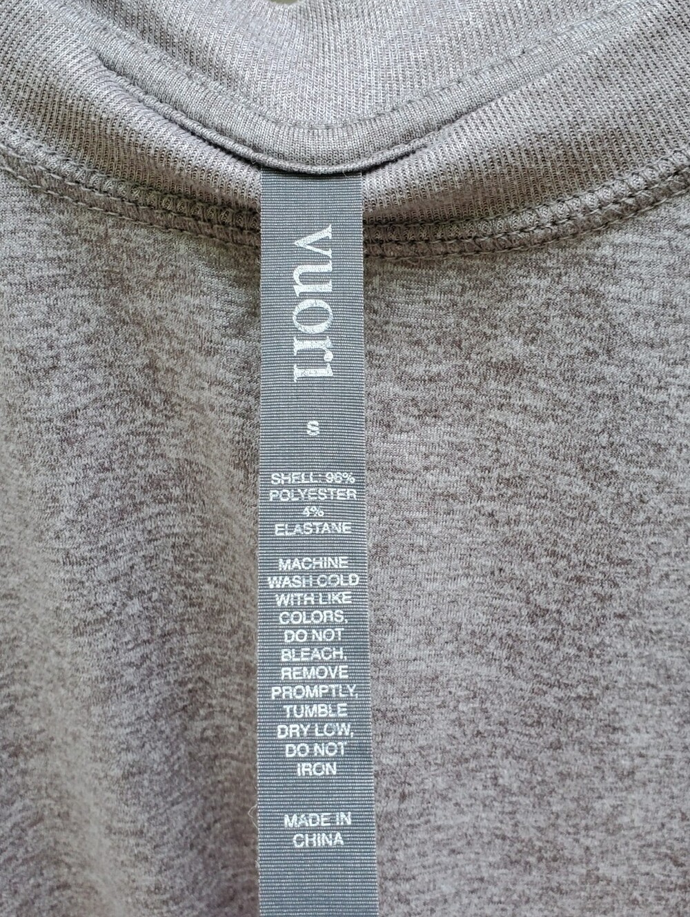 Vuori Women's Energy Tee in Heather Gray Size S - Picture 6 of 6